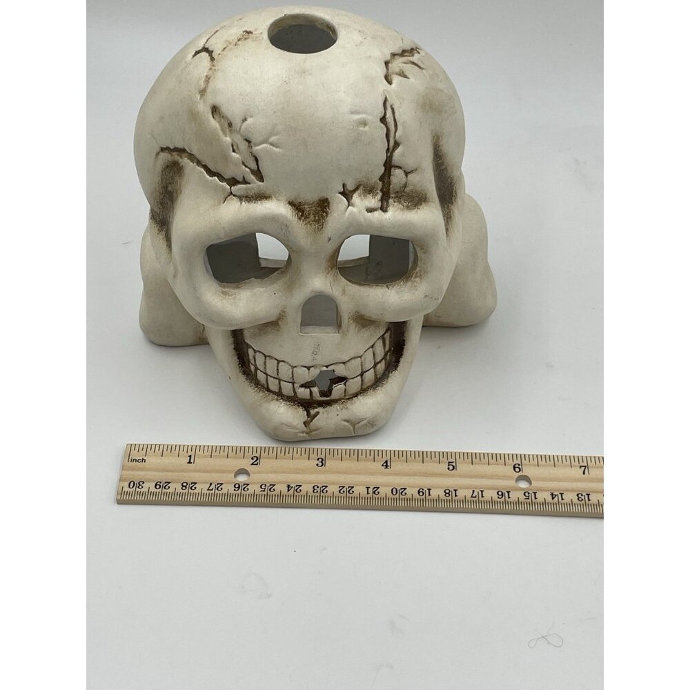 Vintage Halloween Decor Ceramic Set 2 Skull Candle Holders - Picture 9 of 12